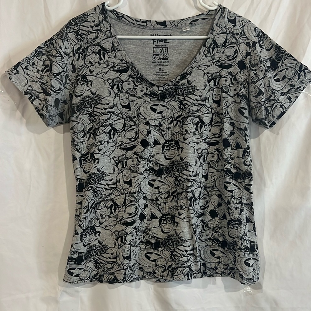 Women’s Marvel Comics black and grey size XL shirt